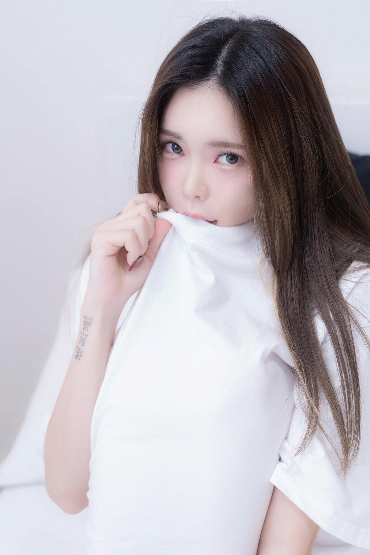 Yuka 유카, [PEEKCLOUD] Yuka Vol.1 – Set.01
