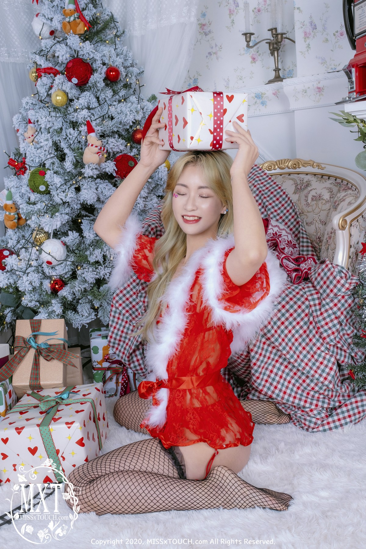 Sehi 세희, MISS TOUCH Vol.15 “Sexy Santa” Set.01