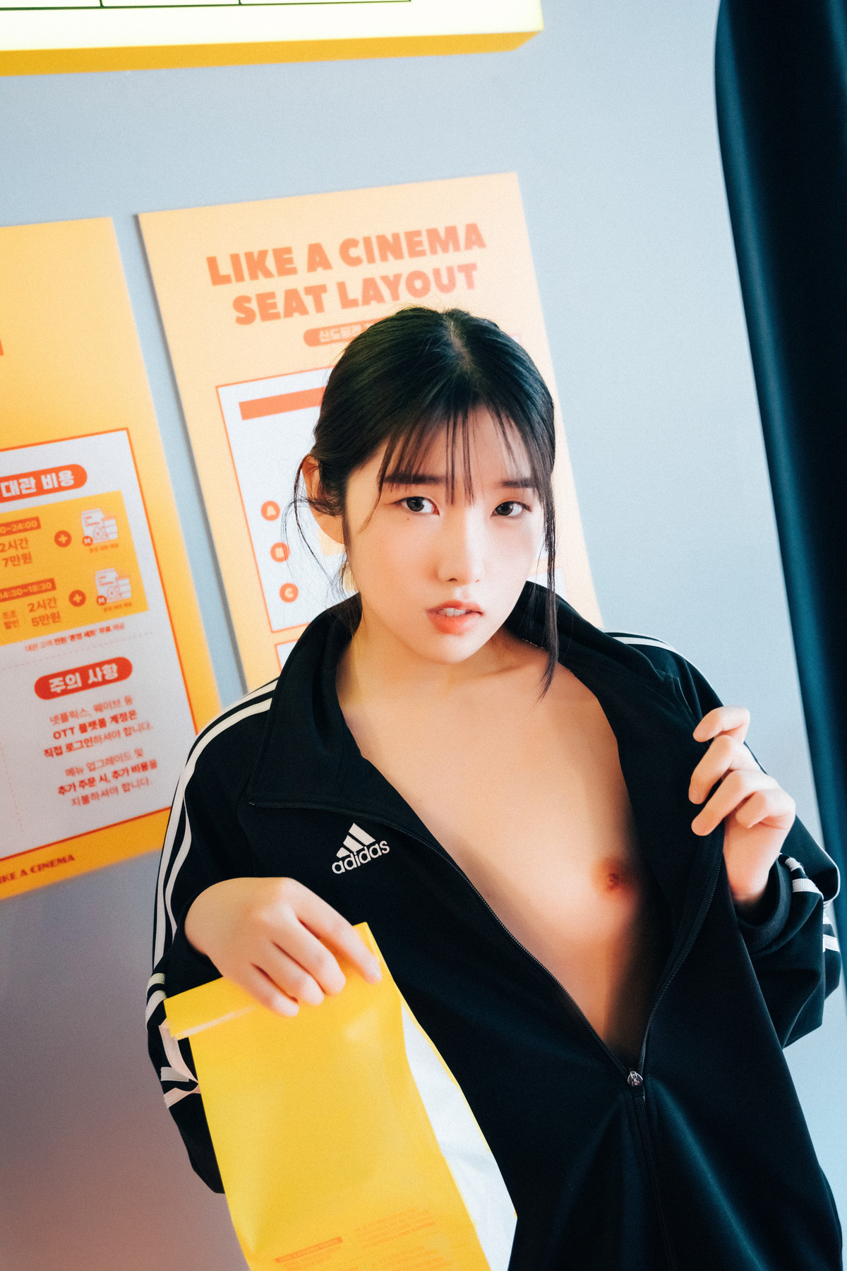 Sonson 손손, [Loozy] Cinema Girl (+S.Ver) Set.02