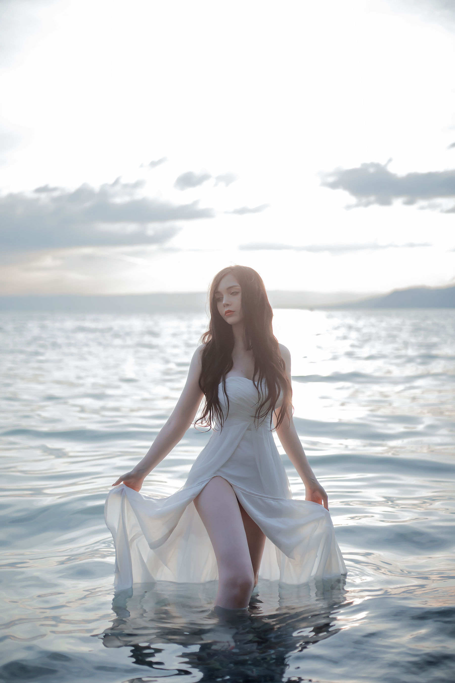 [COS福利] 国外美女SayaTheFox – 海滩随拍