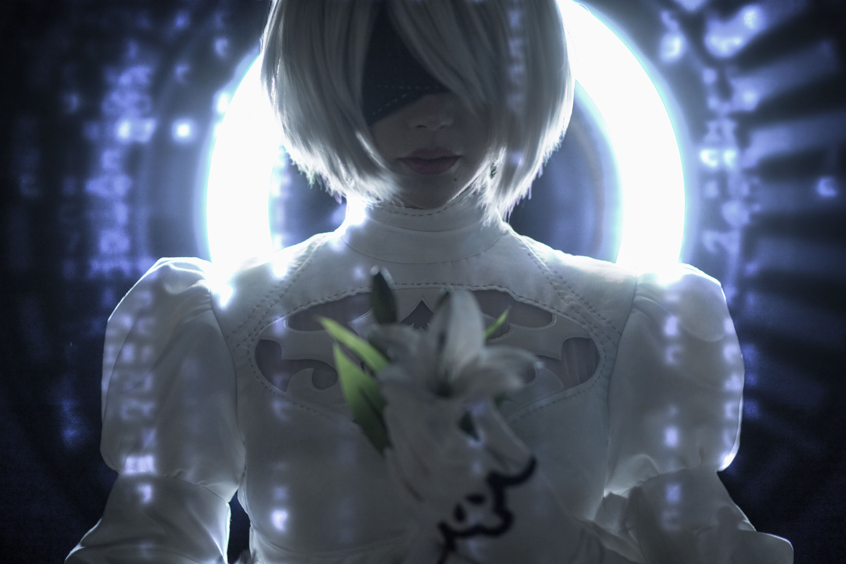 [COS福利] 国外美女SayaTheFox - 2B White Dress