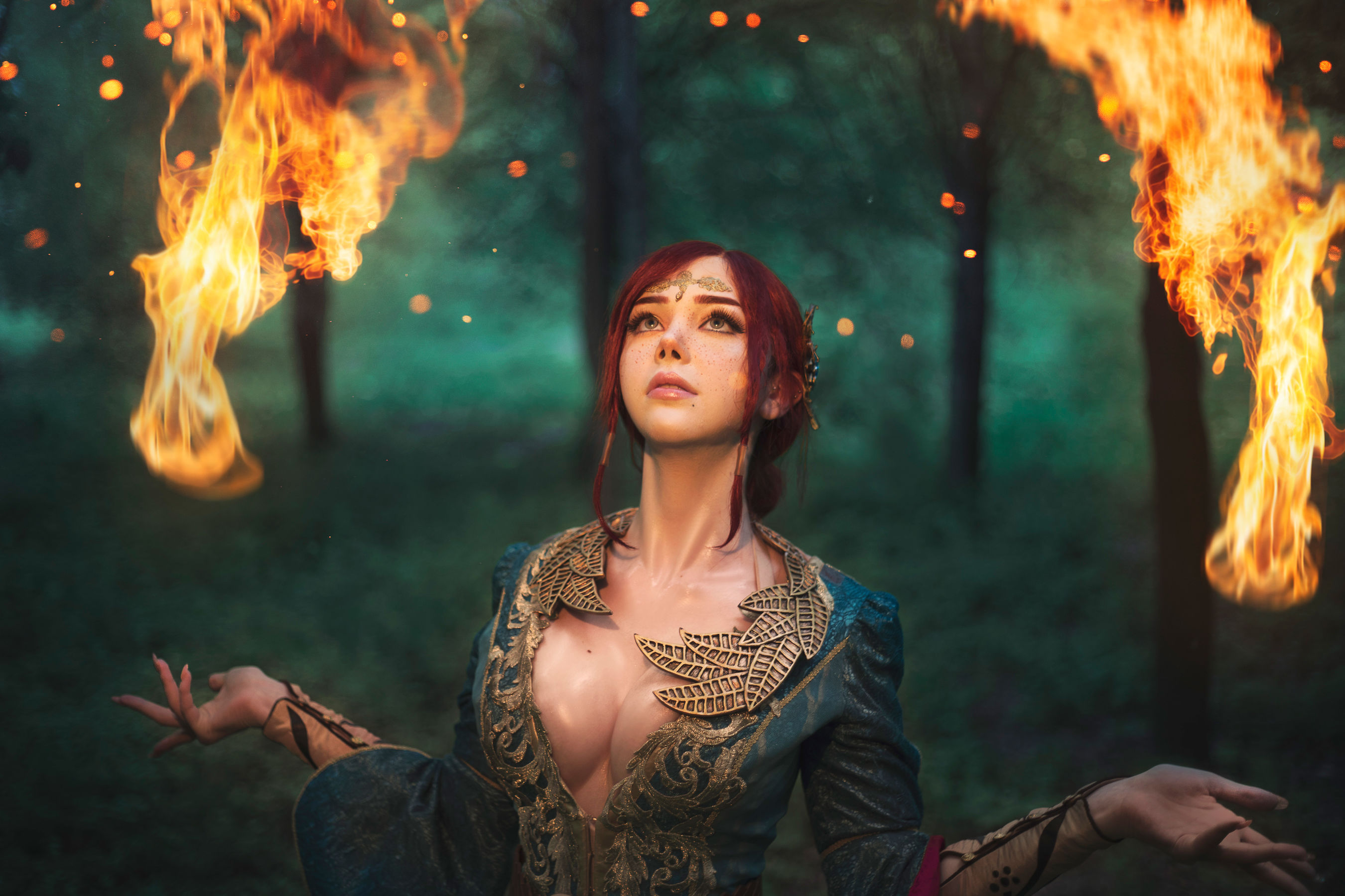 [COS福利] 国外美女SayaTheFox - Triss Merigold