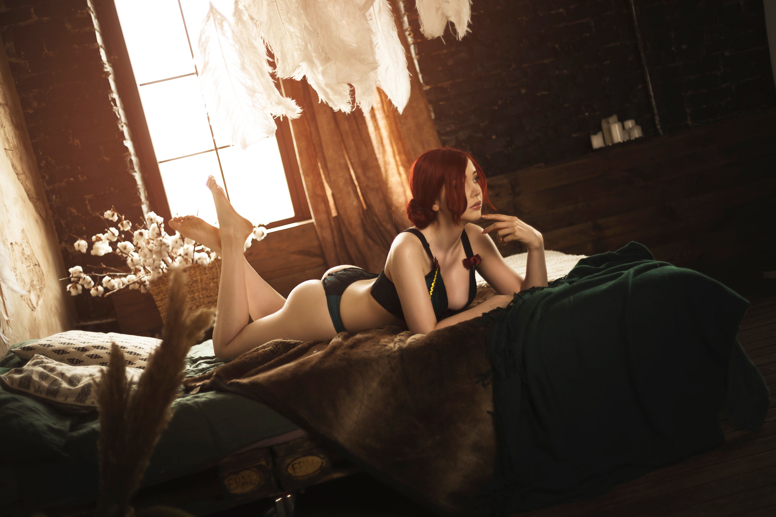 [COS福利] 国外美女SayaTheFox - Triss Merigold