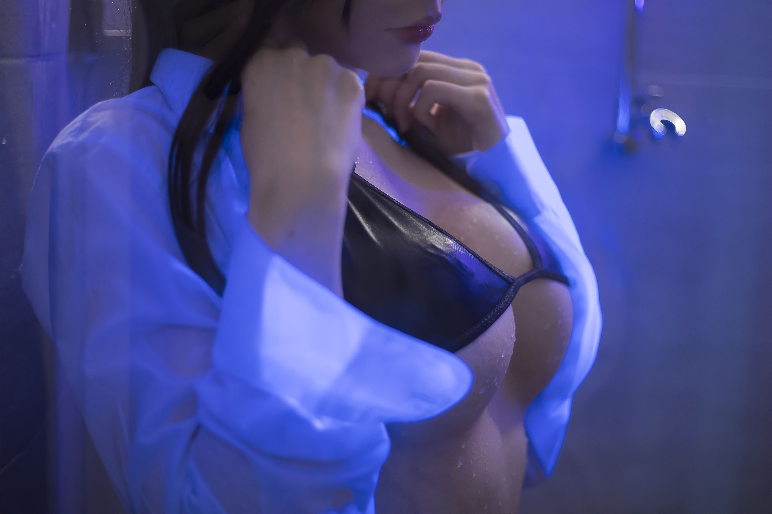 [COS福利] 国外美女SayaTheFox - 浴室诱惑