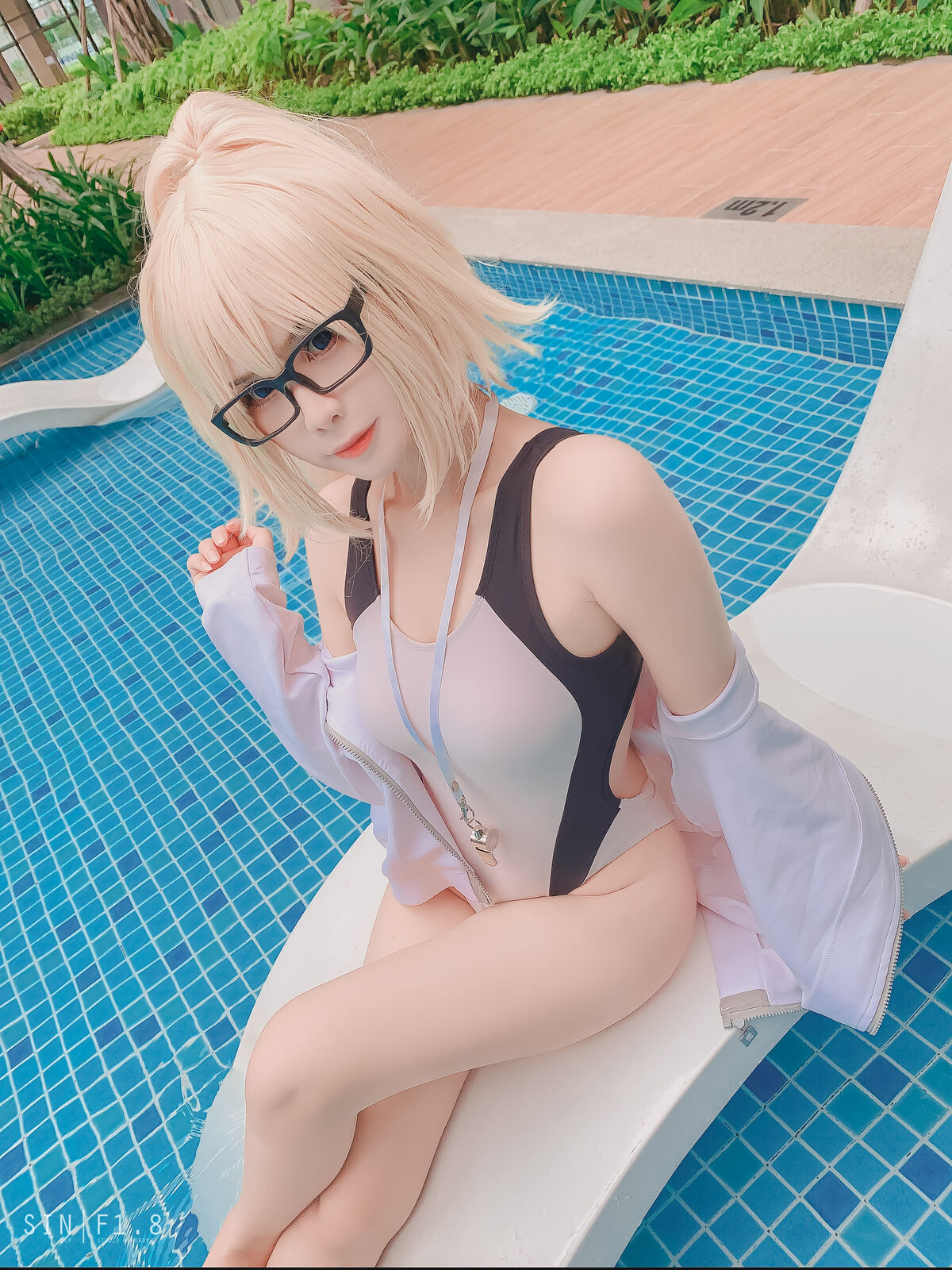 Coser@Pyon – Jeanne_D Arc Swiming