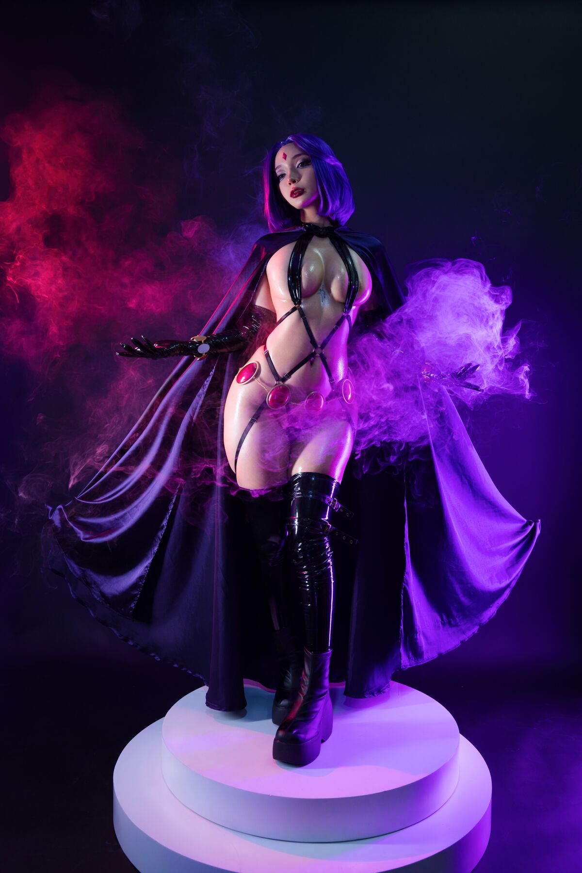 Coser@UmekoJ – Raven Latex Lingerie Part1