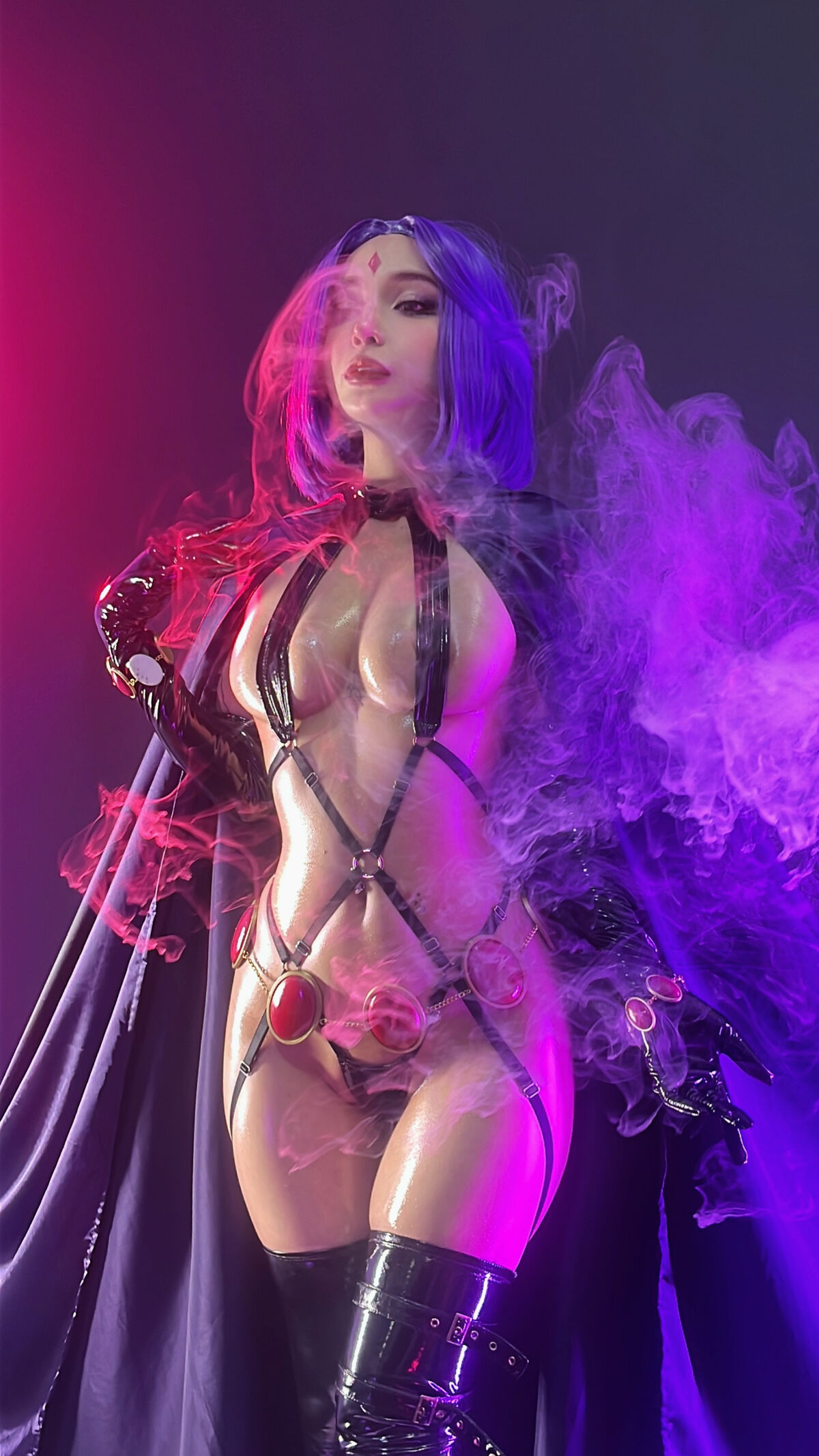 Coser@UmekoJ – Raven Latex Lingerie Part2