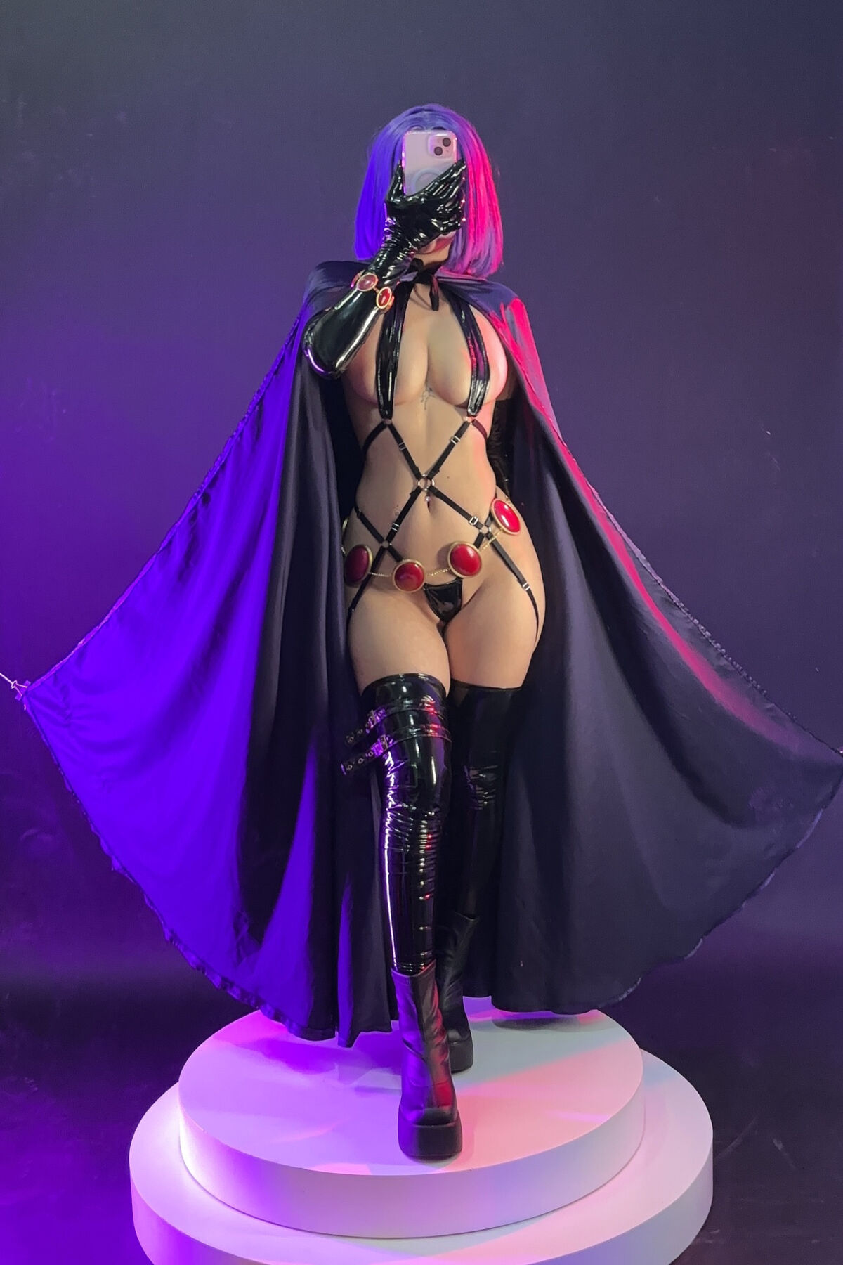 Coser@UmekoJ – Raven Latex Lingerie Part2