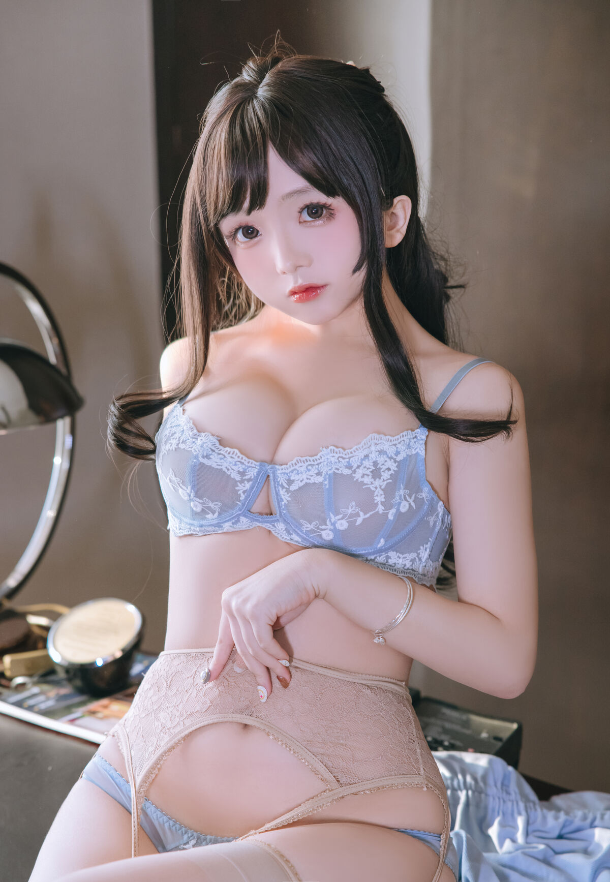 Coser@日奈娇 – 包臀裙秘书 Part1