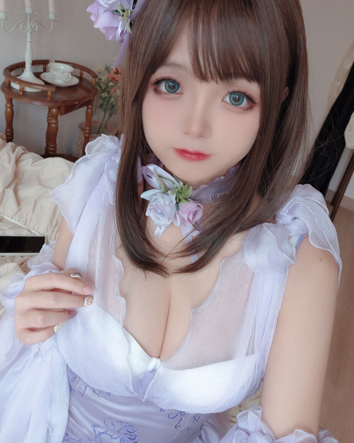 Coser@日奈娇 – 睡美人 自摄