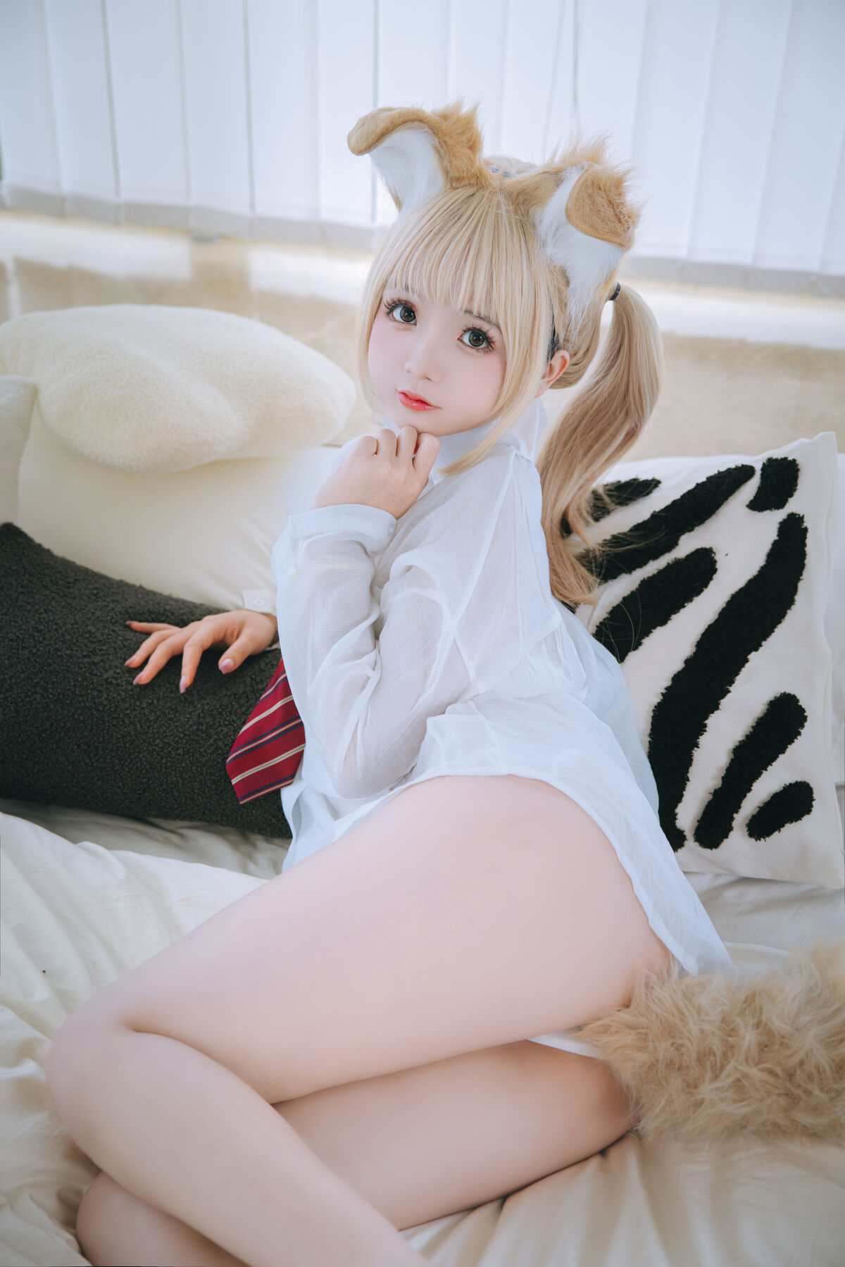 Coser@日奈娇 – 衬衫小狗 Part1