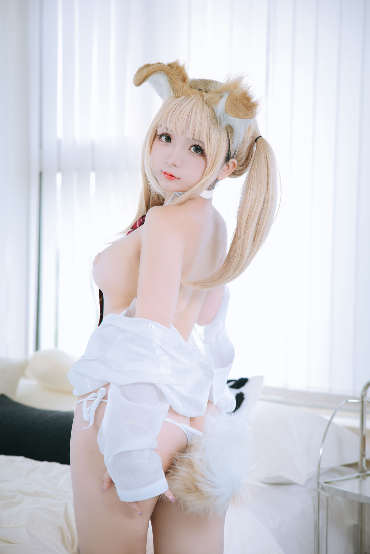 Coser@日奈娇 – 衬衫小狗 Part1