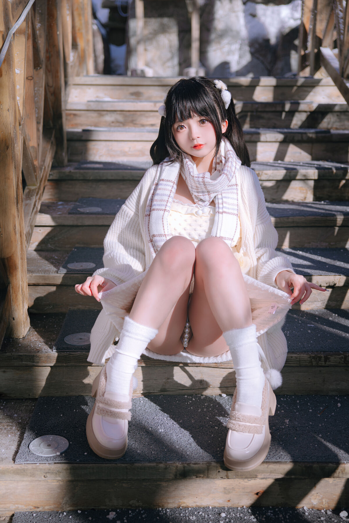 Coser@日奈娇 – 雪地少女 Part1