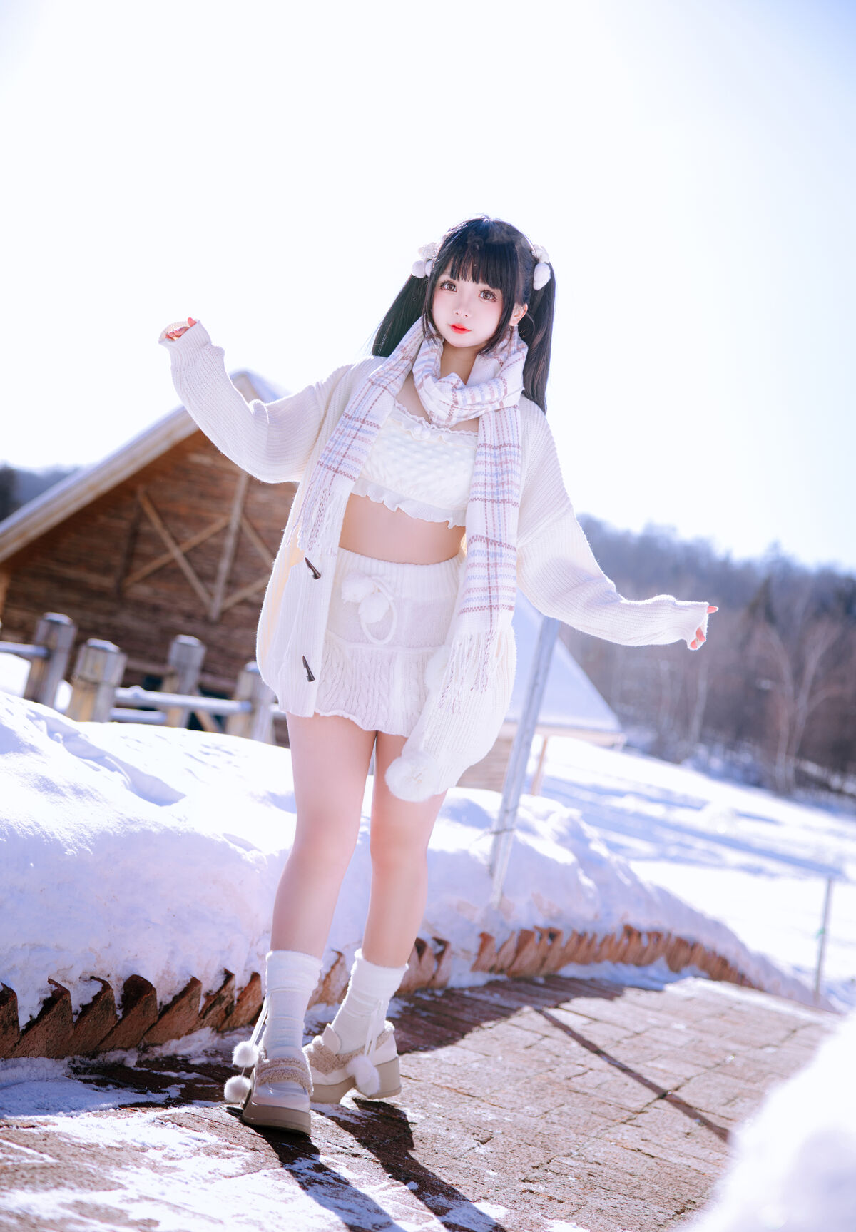 Coser@日奈娇 – 雪地少女 Part1