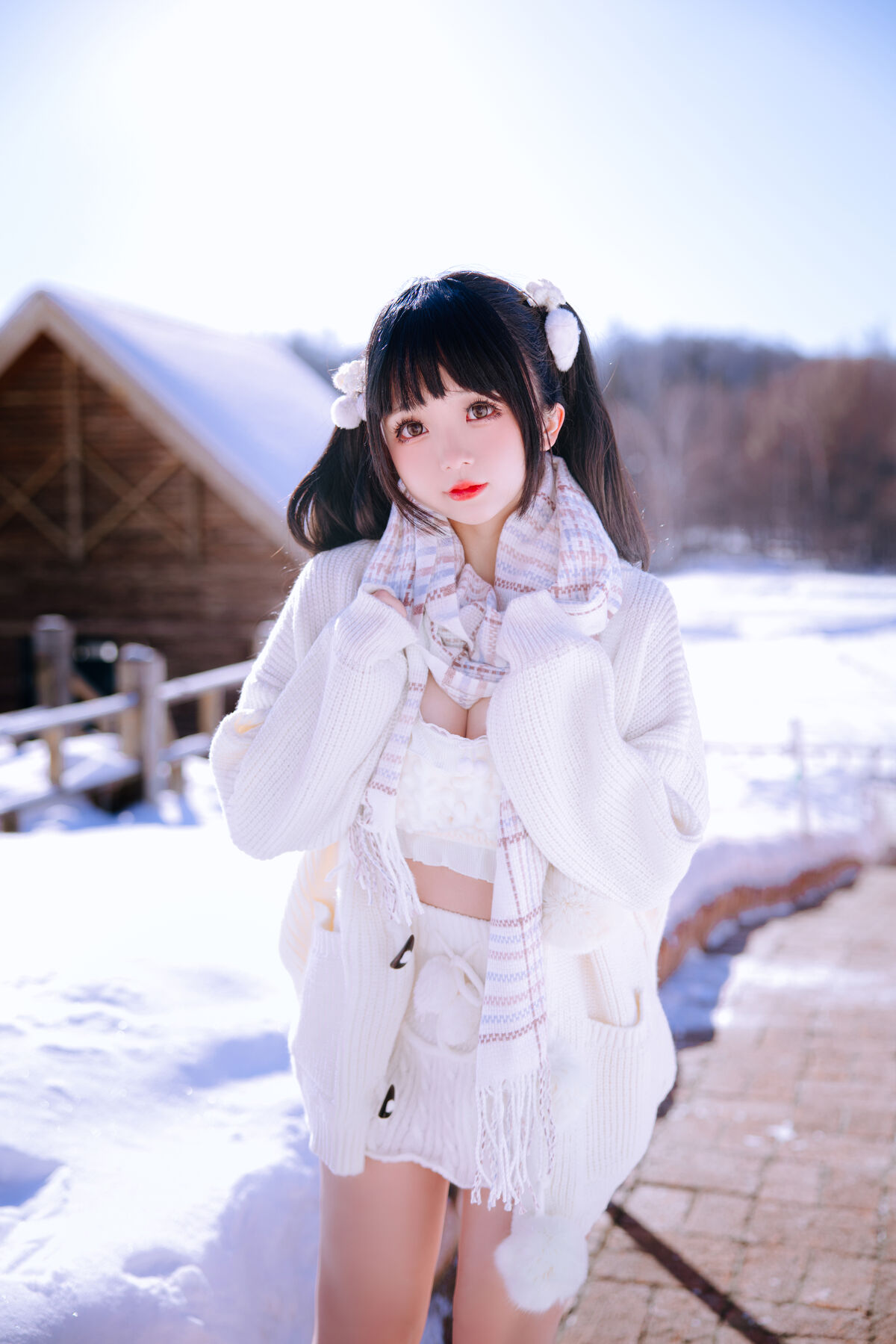 Coser@日奈娇 – 雪地少女 Part1