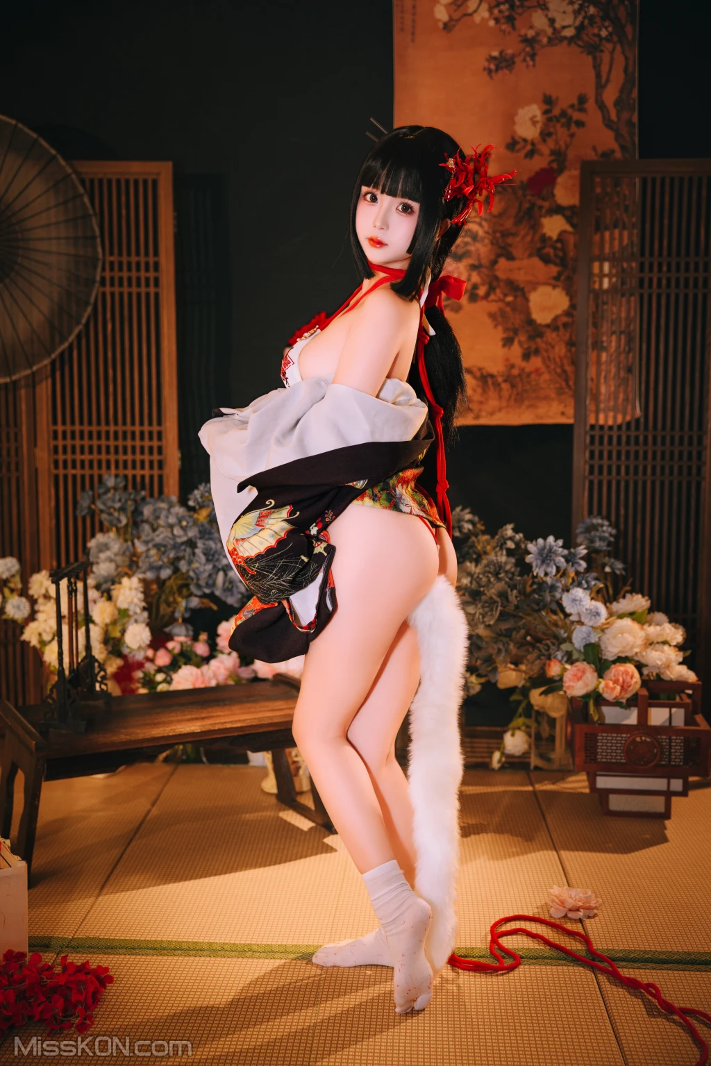 Coser@日奈娇: 花魁狐妖 (144 photos )