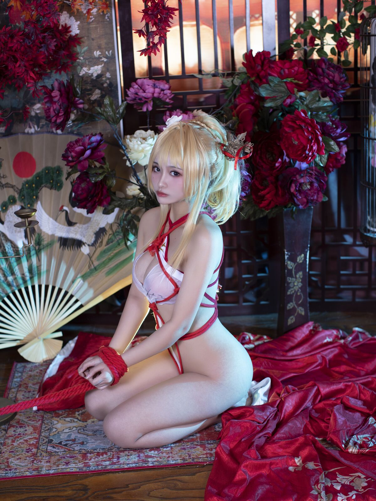 Coser@洛璃LoLiSAMA – 光荣凉夜香雪