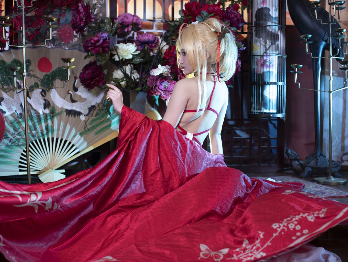 Coser@洛璃LoLiSAMA – 光荣凉夜香雪