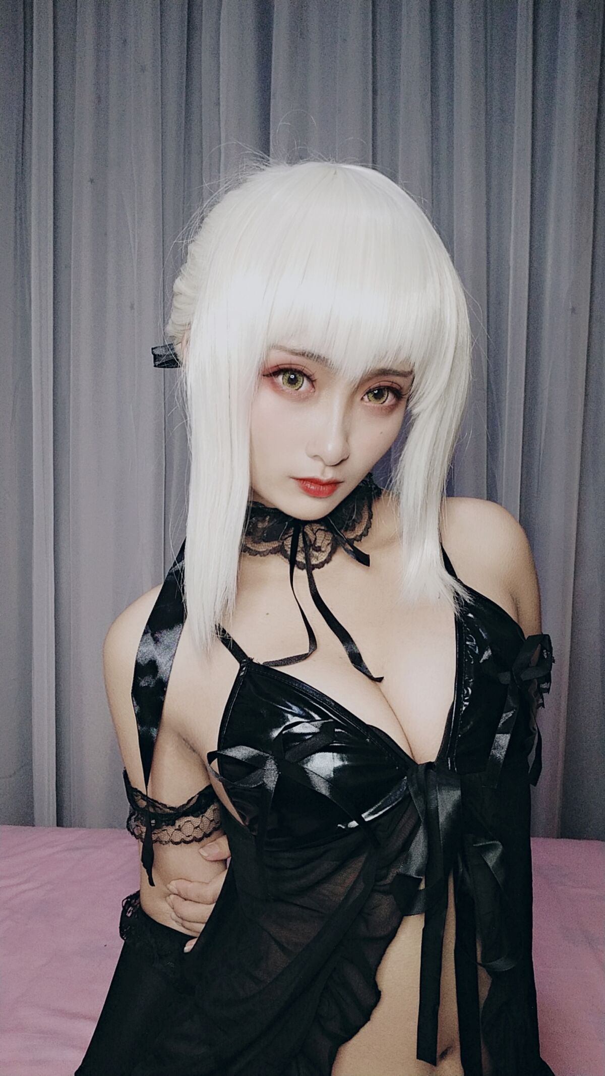 Coser@洛璃LoLiSAMA – 黑呆睡衣王座