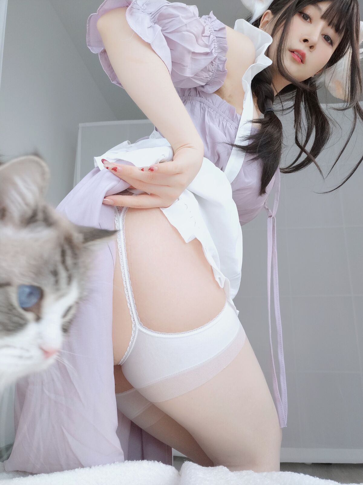 Coser@白银81 – 白丝兔耳女仆 Part1