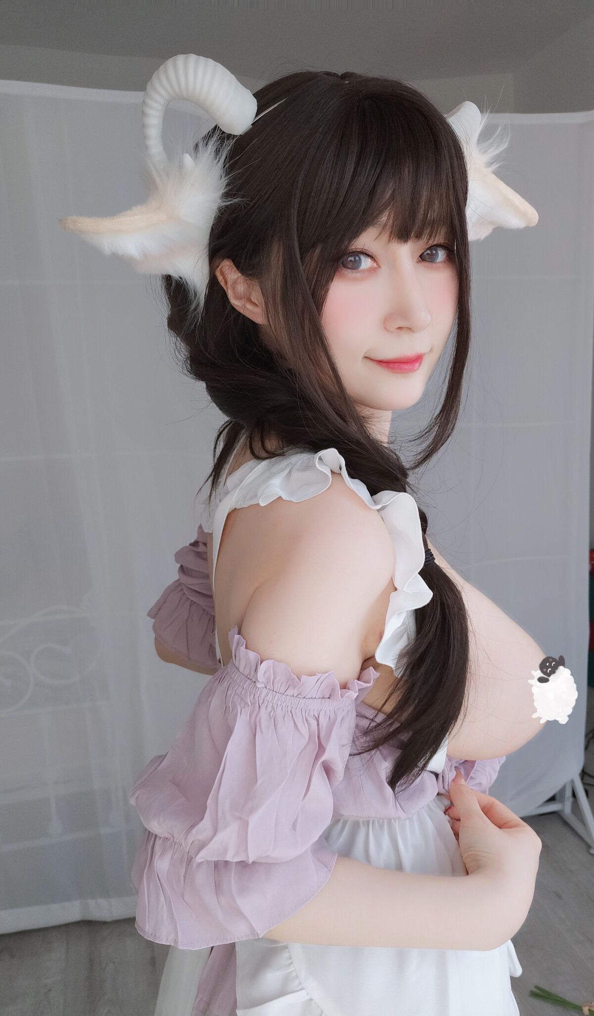 Coser@白银81 – 白丝兔耳女仆 Part2