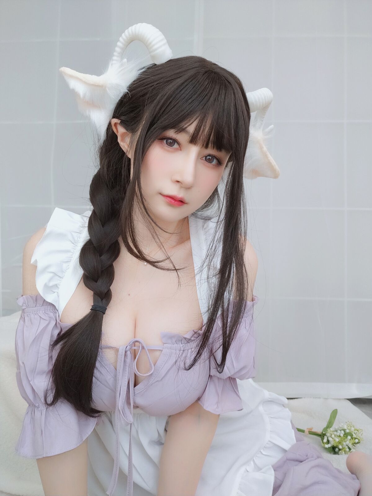 Coser@白银81 – 白丝兔耳女仆 Part3