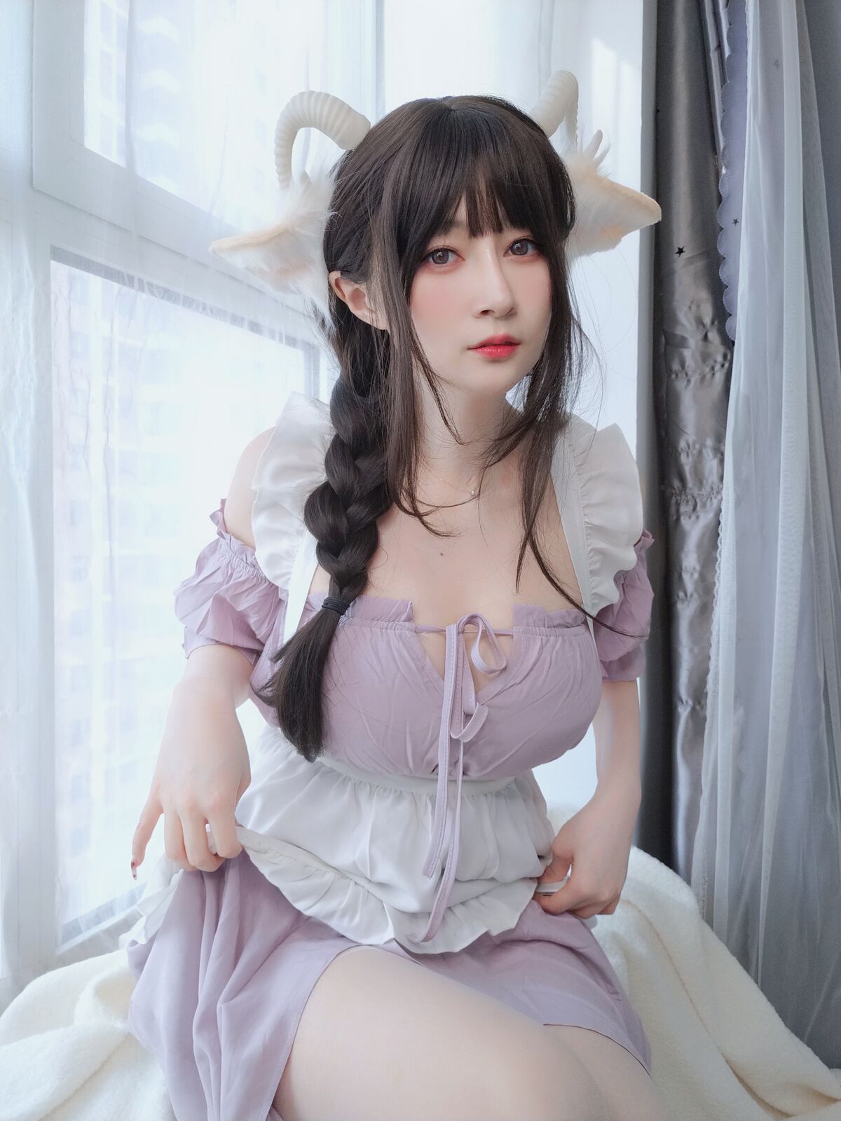 Coser@白银81 – 白丝兔耳女仆 Part3