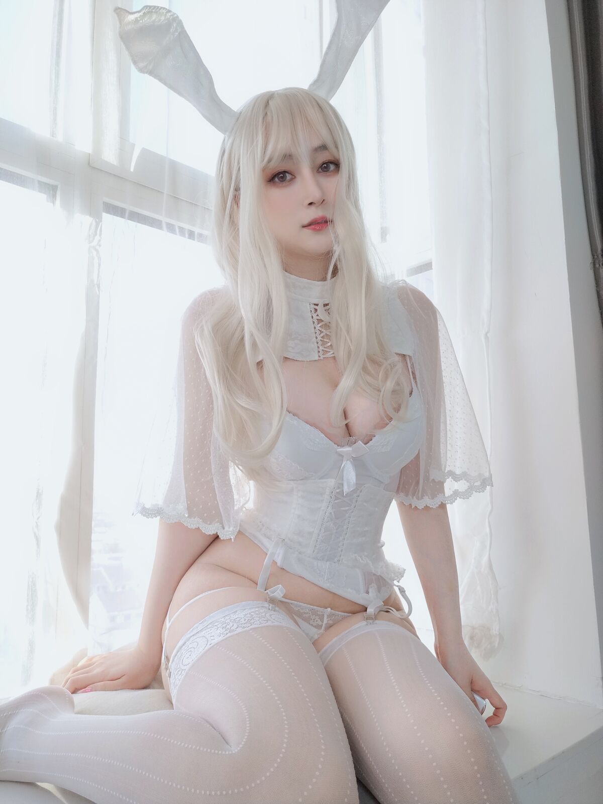 Coser@白银81 – 白丝兔兔兔兔