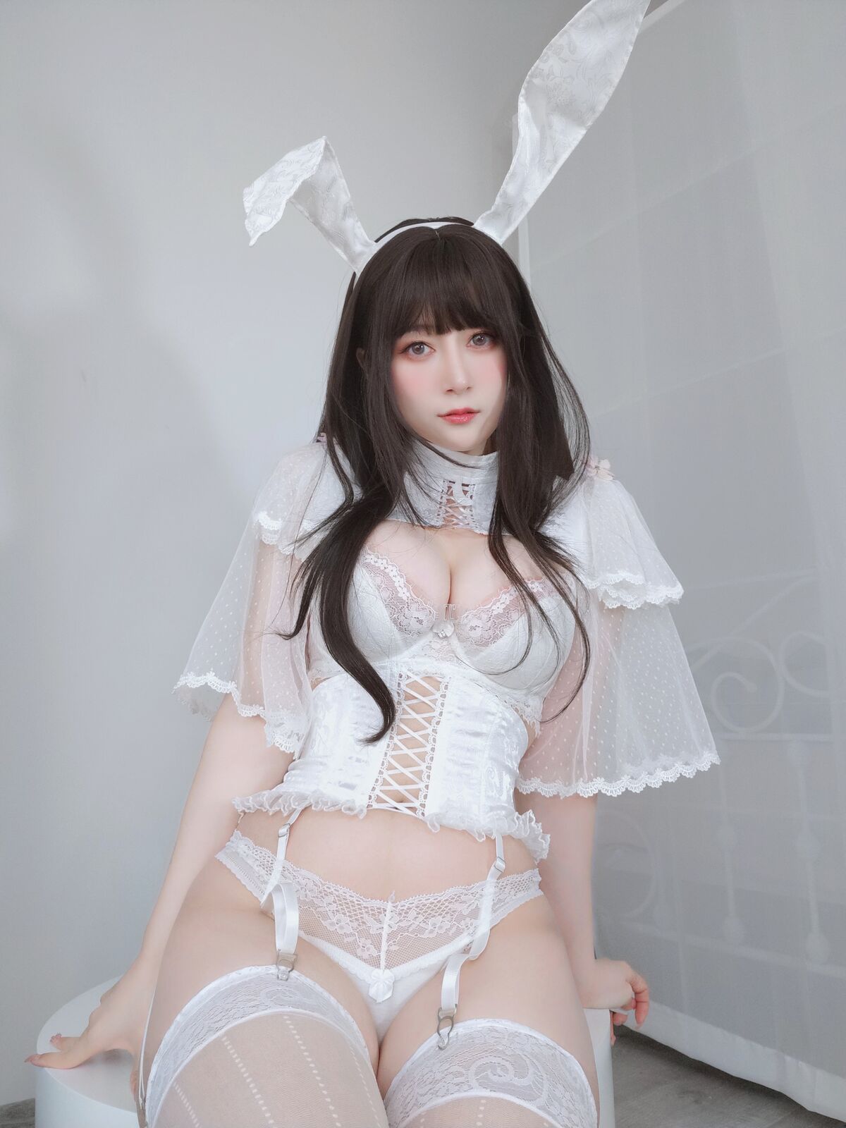 Coser@白银81 – 白丝兔兔兔兔