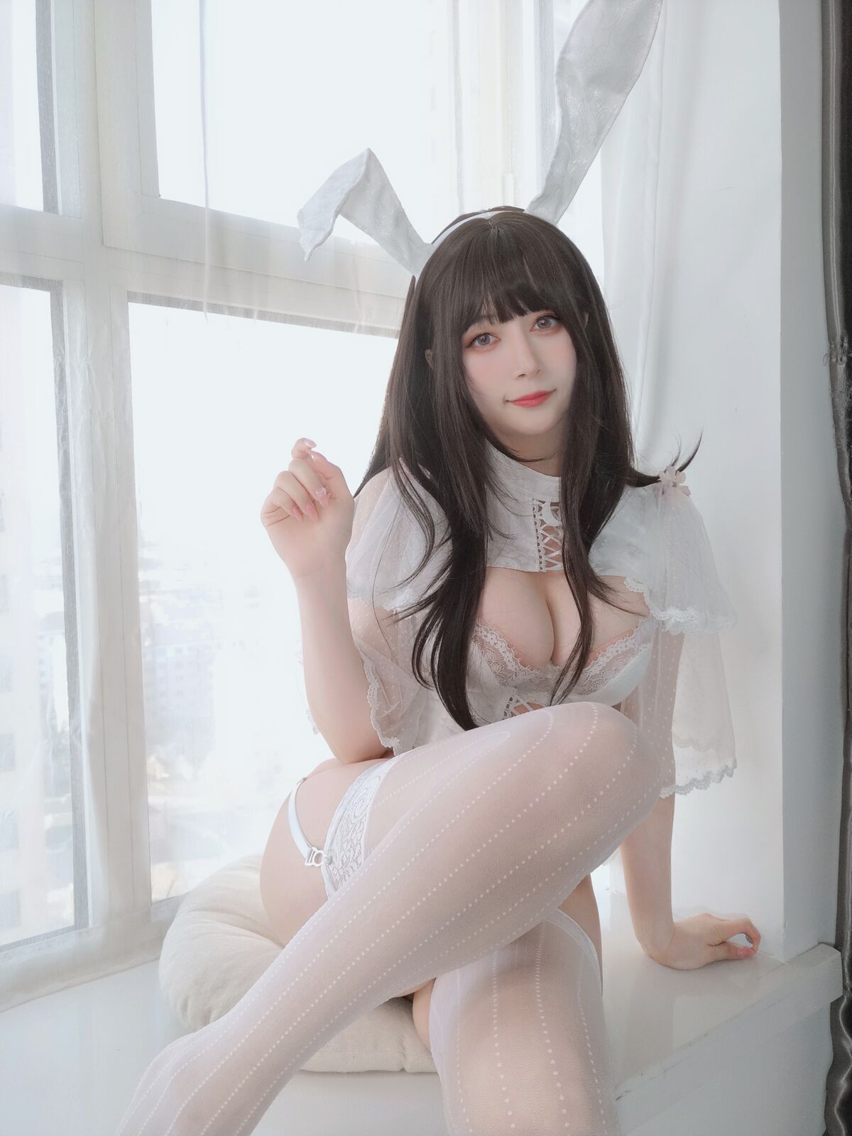 Coser@白银81 – 白丝兔兔兔兔