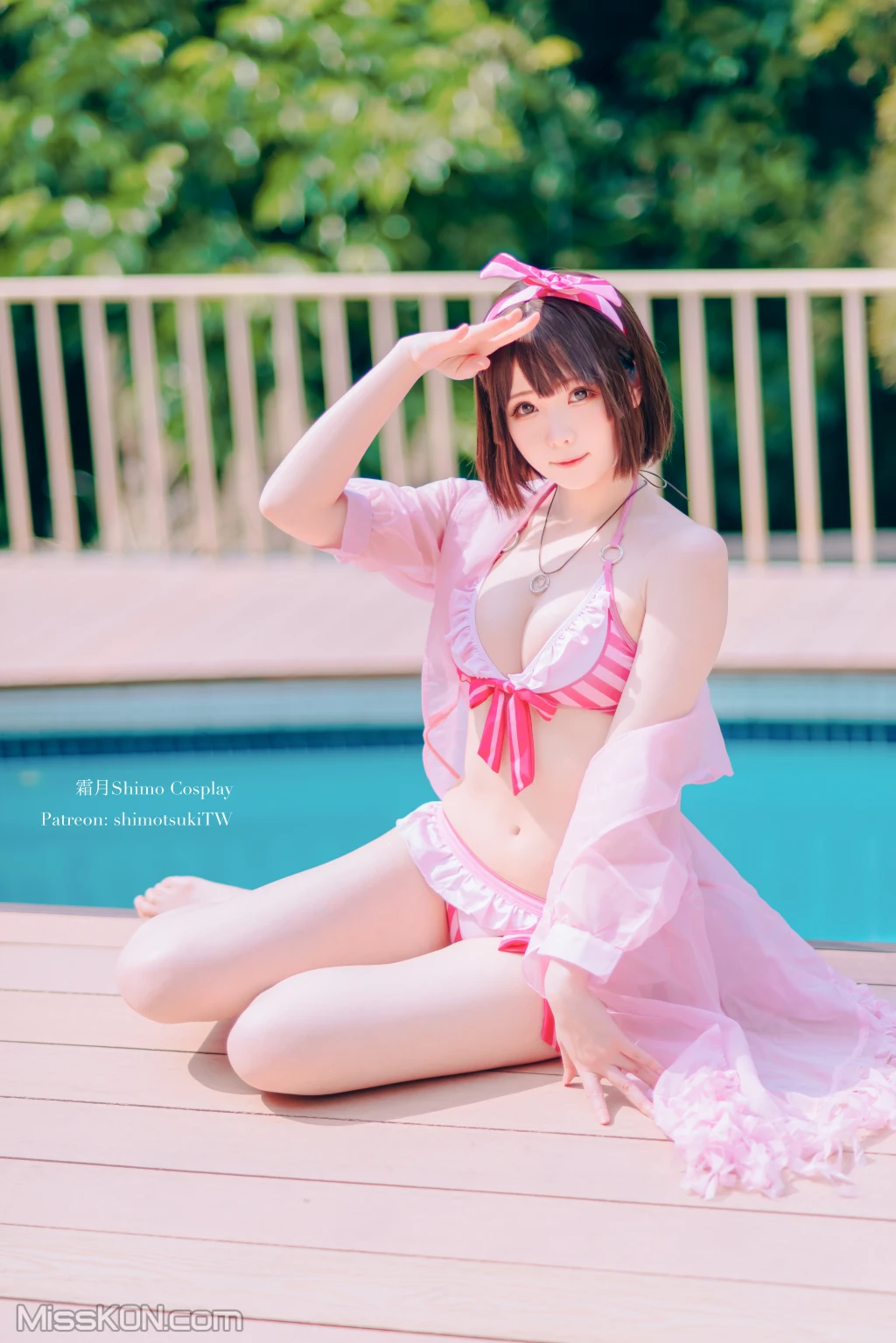 Coser@霜月shimo: 加藤惠泳衣 (19 photos)