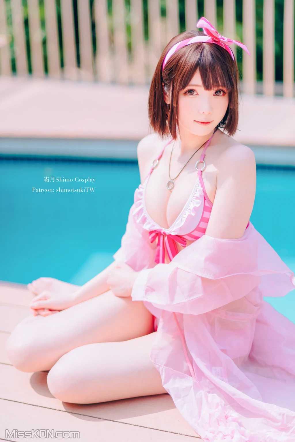 Coser@霜月shimo: 加藤惠泳衣 (19 photos)