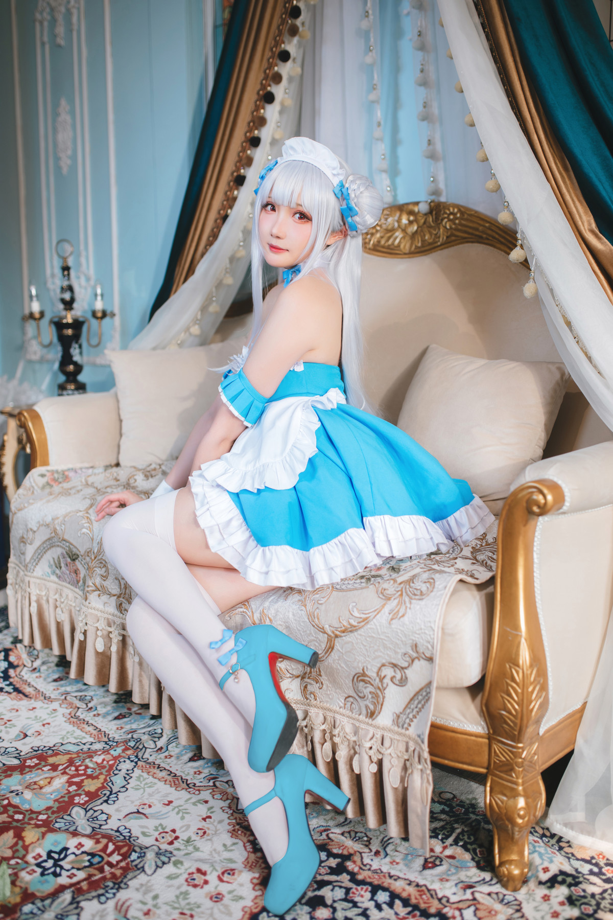 Cosplay 瓜希酱 碧蓝航线 小天鹅女仆