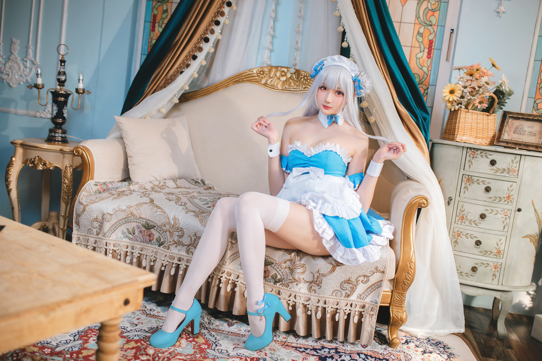 Cosplay 瓜希酱 碧蓝航线 小天鹅女仆
