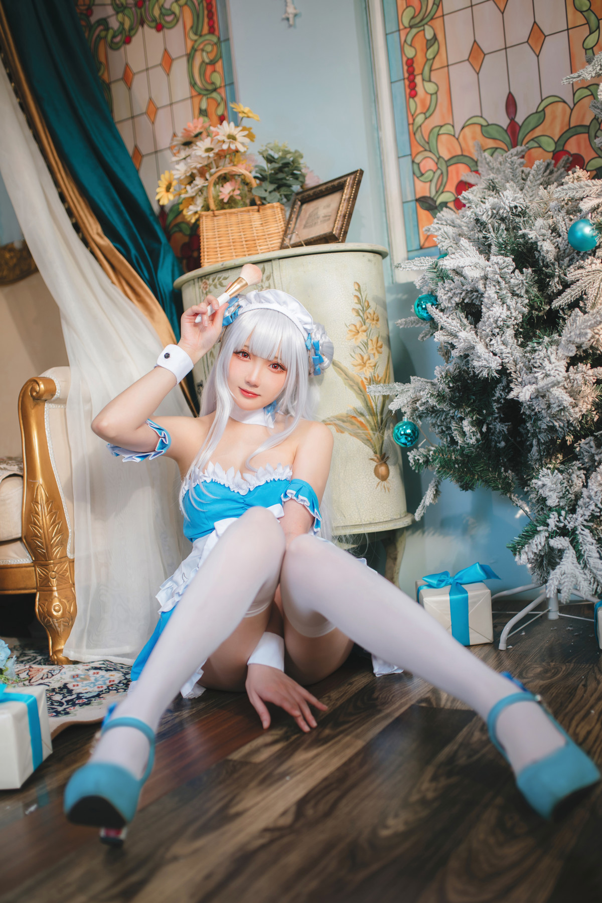 Cosplay 瓜希酱 碧蓝航线 小天鹅女仆
