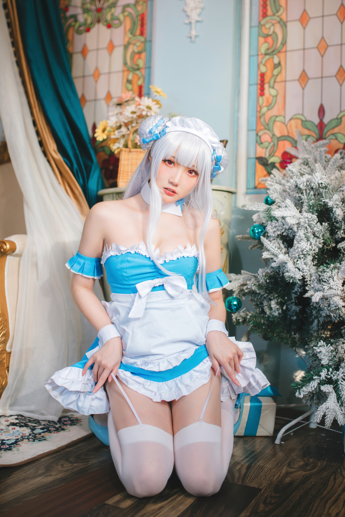 Cosplay 瓜希酱 碧蓝航线 小天鹅女仆