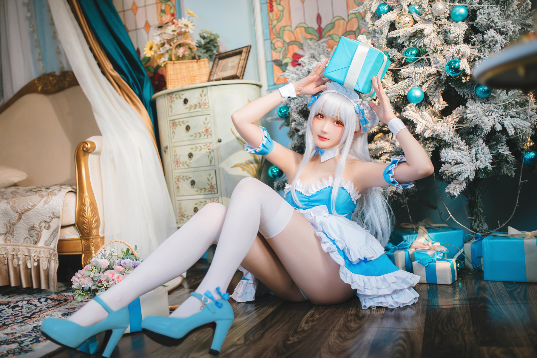Cosplay 瓜希酱 碧蓝航线 小天鹅女仆
