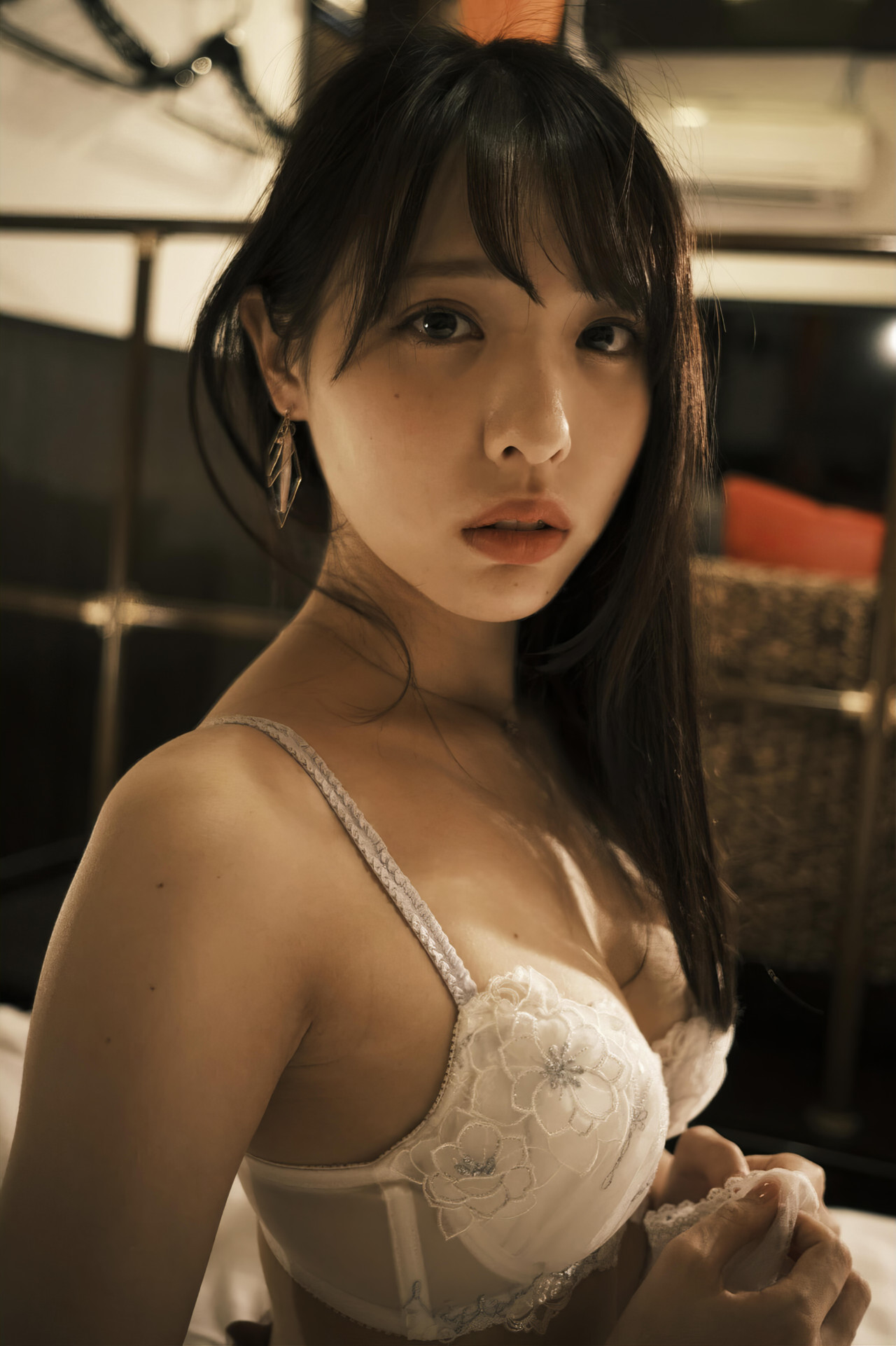 Hana Shirato 白桃はな, ヌードインタビュー写真集 [Shucky７]