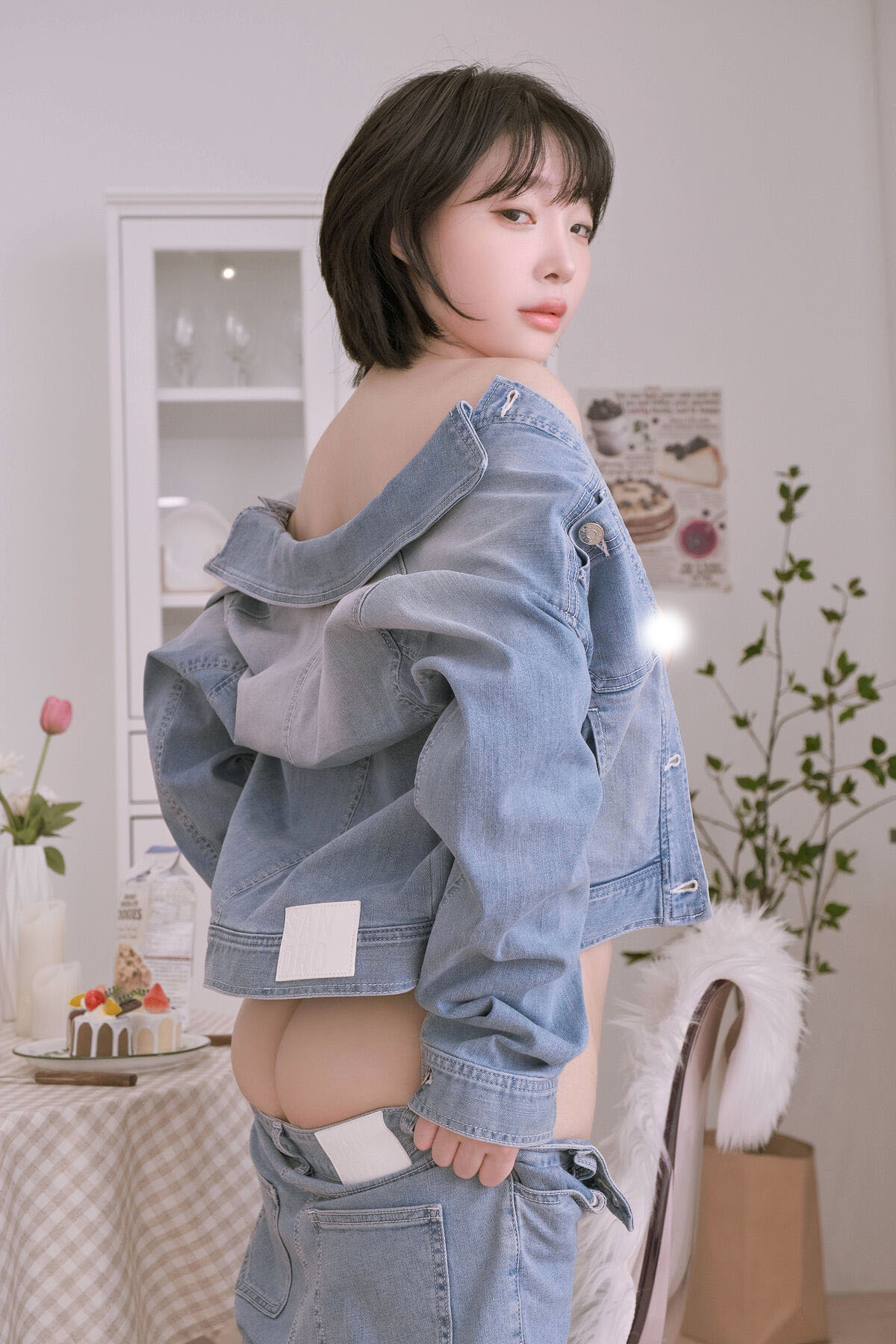 Kang In-kyung 강인경 – Y2K