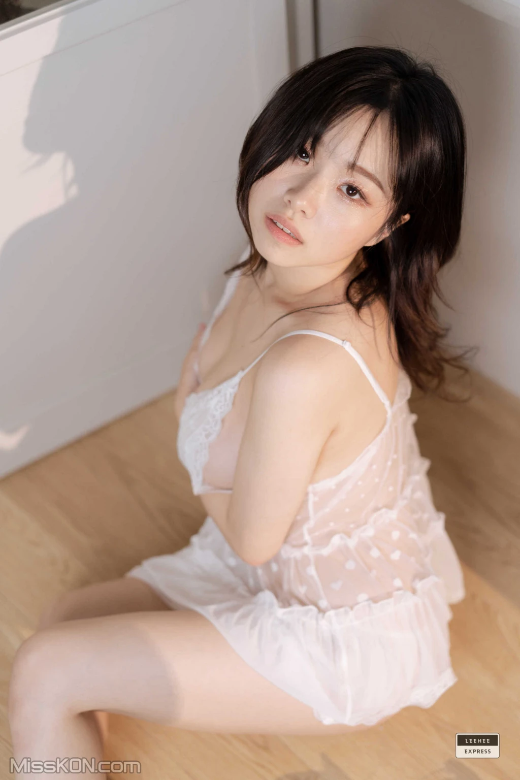 [LE] MERRY-018B: Merry (81 photos)