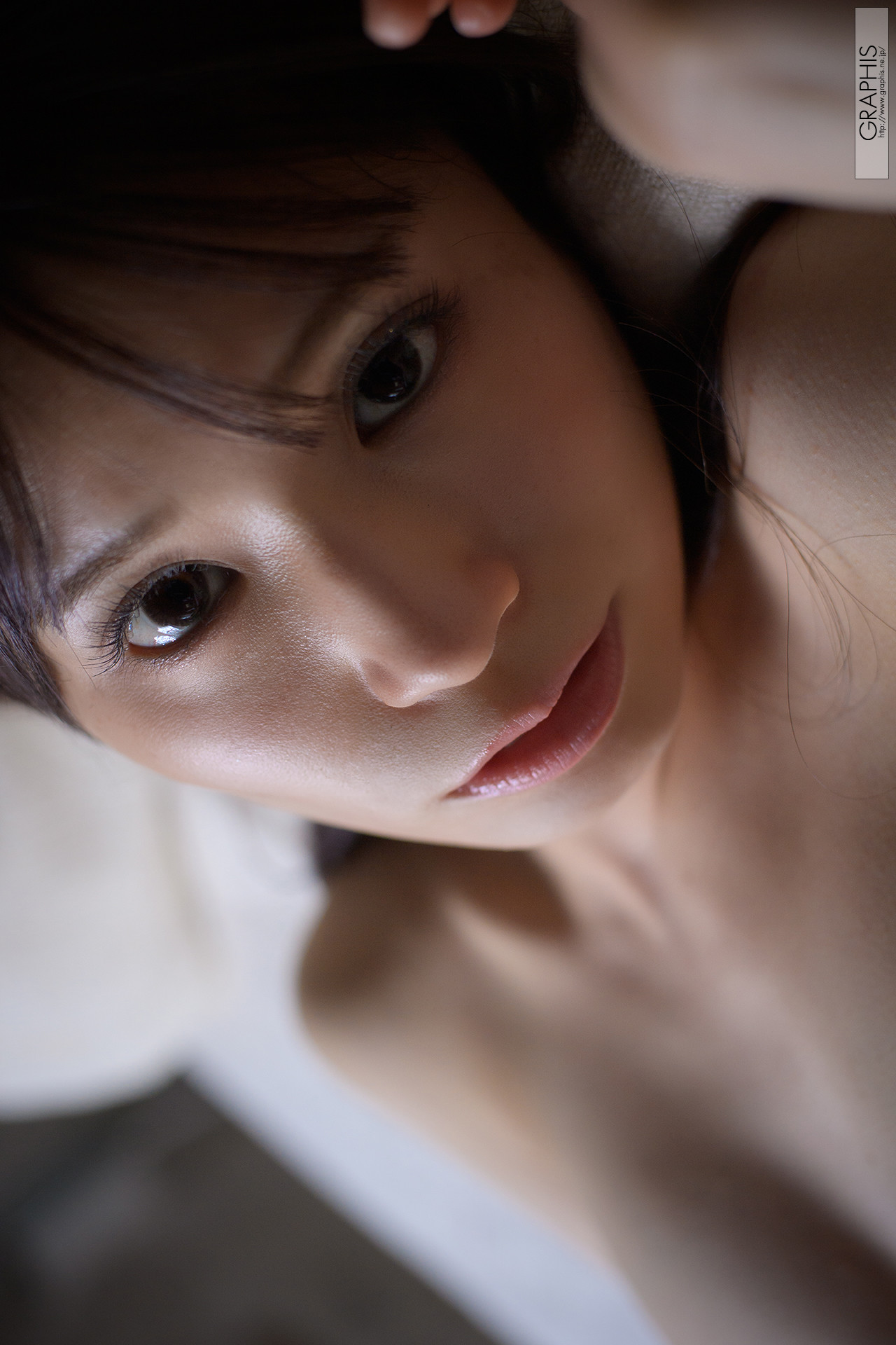 Nana Miho 未歩なな, Graphis Gals 「VIVACIOUS」 Vol.05