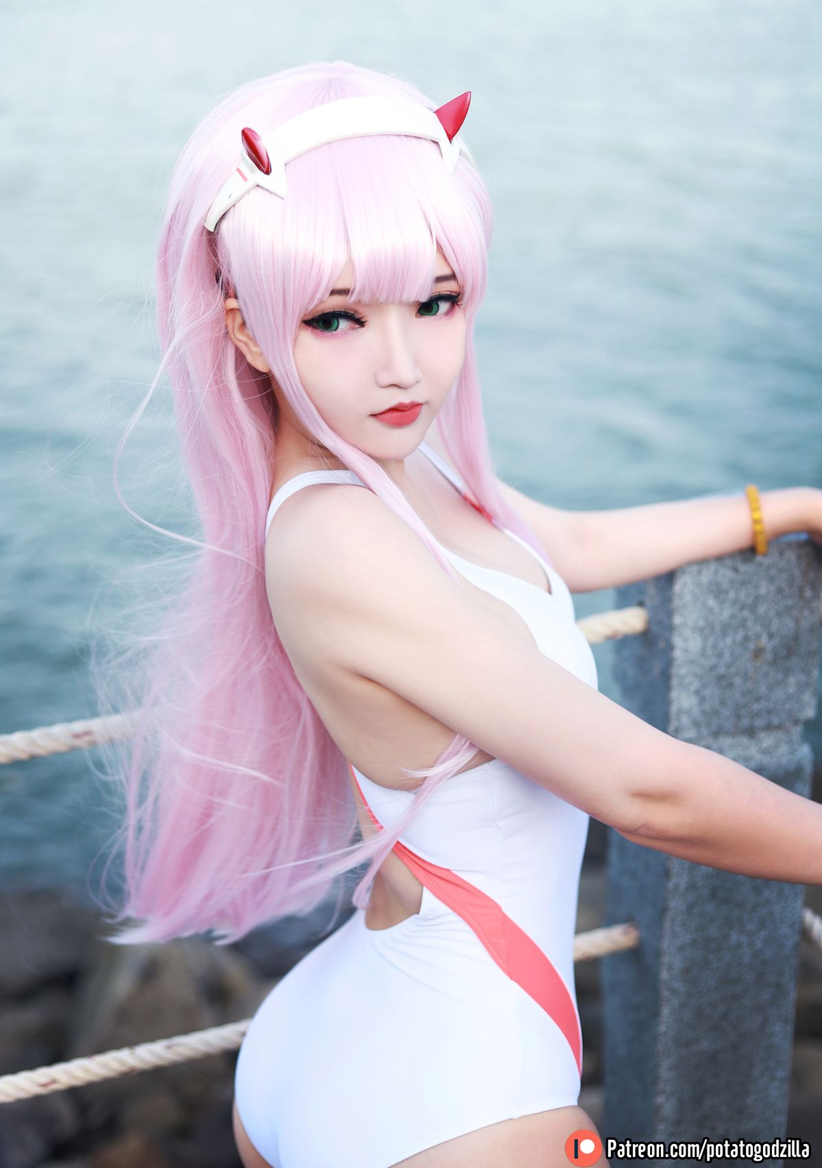 Cosplay Potato Godzilla – Zero Two Swimsuit