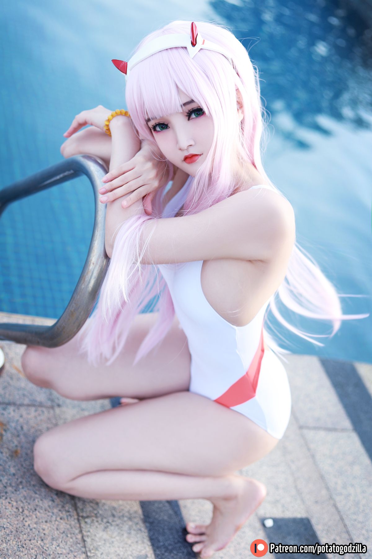 Cosplay Potato Godzilla – Zero Two Swimsuit