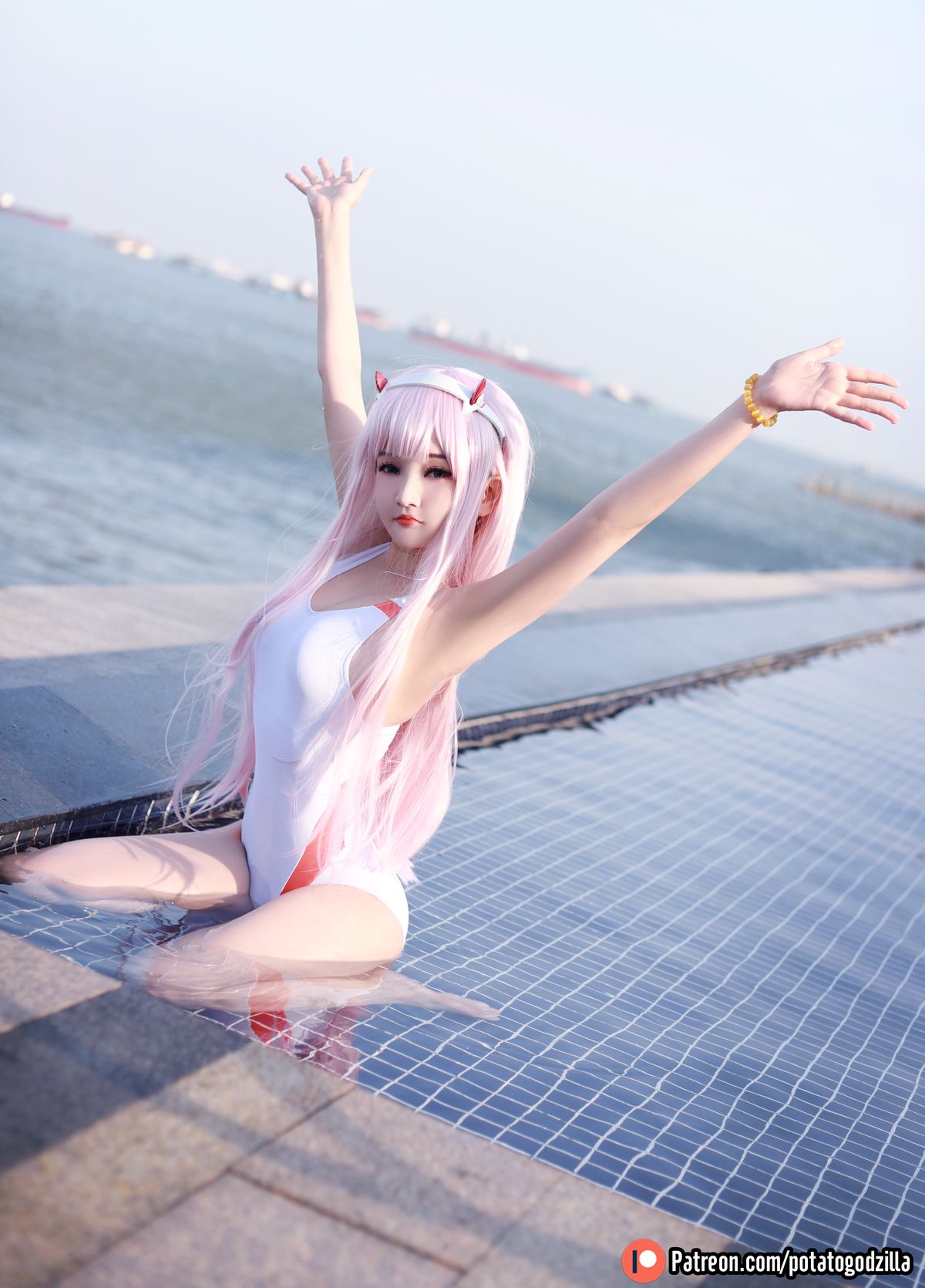 Cosplay Potato Godzilla – Zero Two Swimsuit