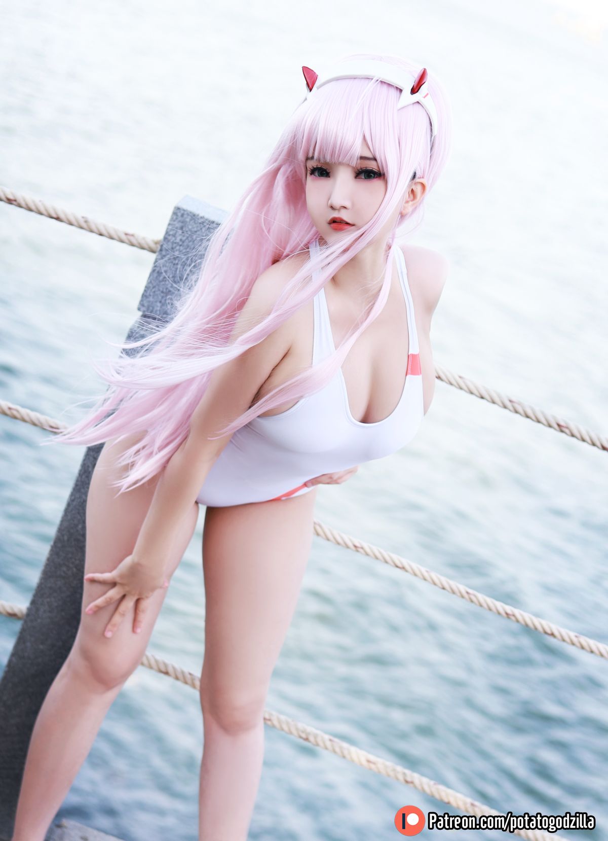 Cosplay Potato Godzilla – Zero Two Swimsuit