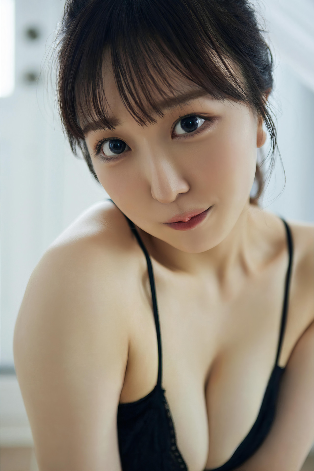 Sakura Sano 佐野さくら, FRIDAYデジタル写真集 [初恋の季節 Vol.4 Love マカロン]