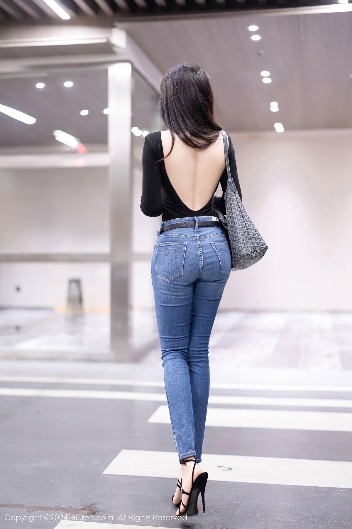 XiuRen秀人网 No.8385 Xu Li Zhi Booty