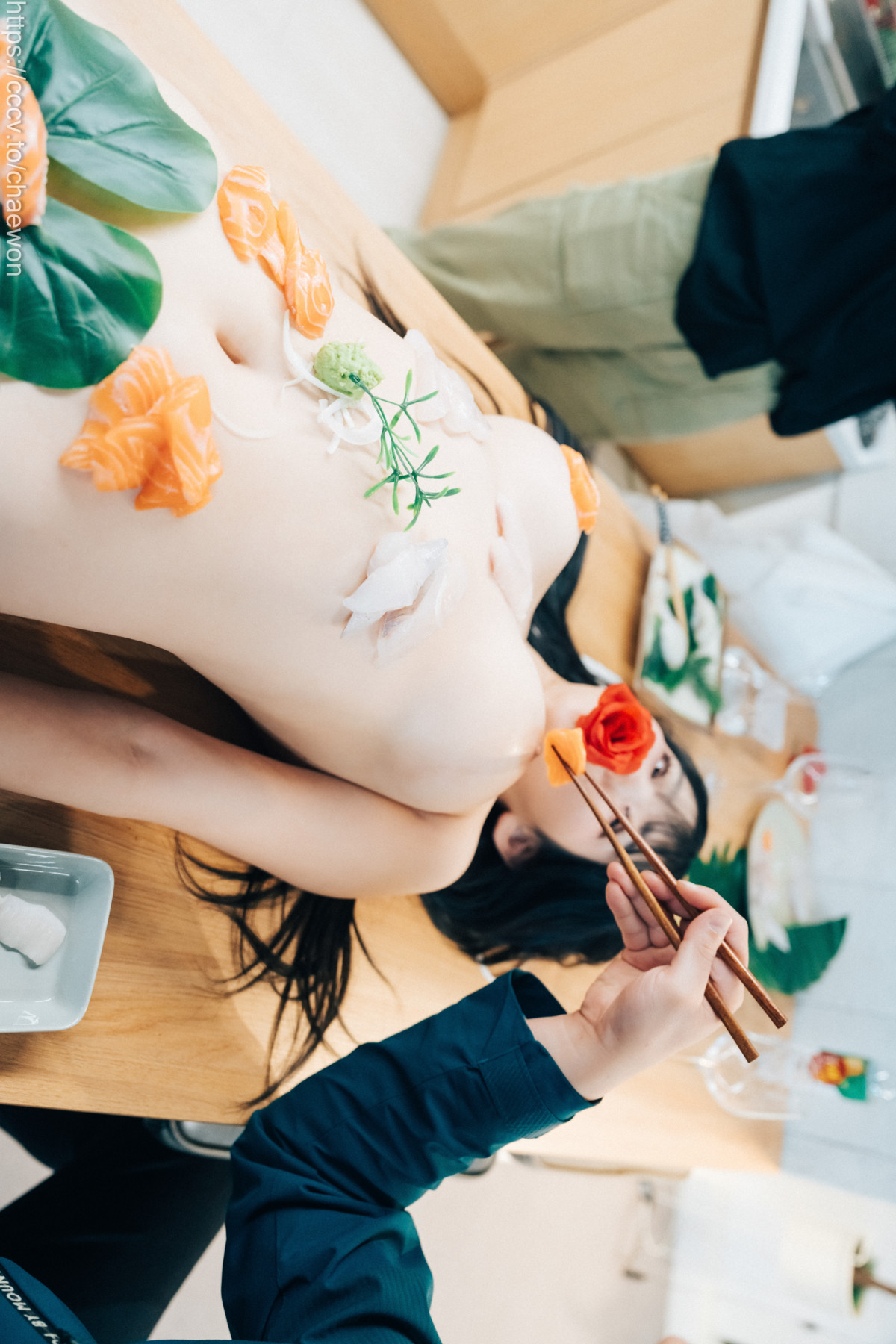 ZIA.Kwon 권지아, Loozy “Nyotaimori” Set.02