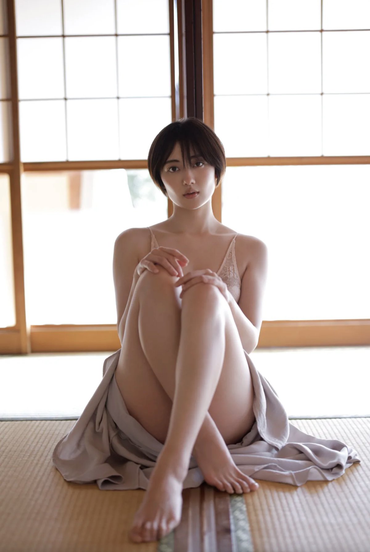 FRIDAY Kazusa Okuyama 奥山かずさ – Monthly Girl 010 マンスリーガール 010 2022-03-30 High Qulity