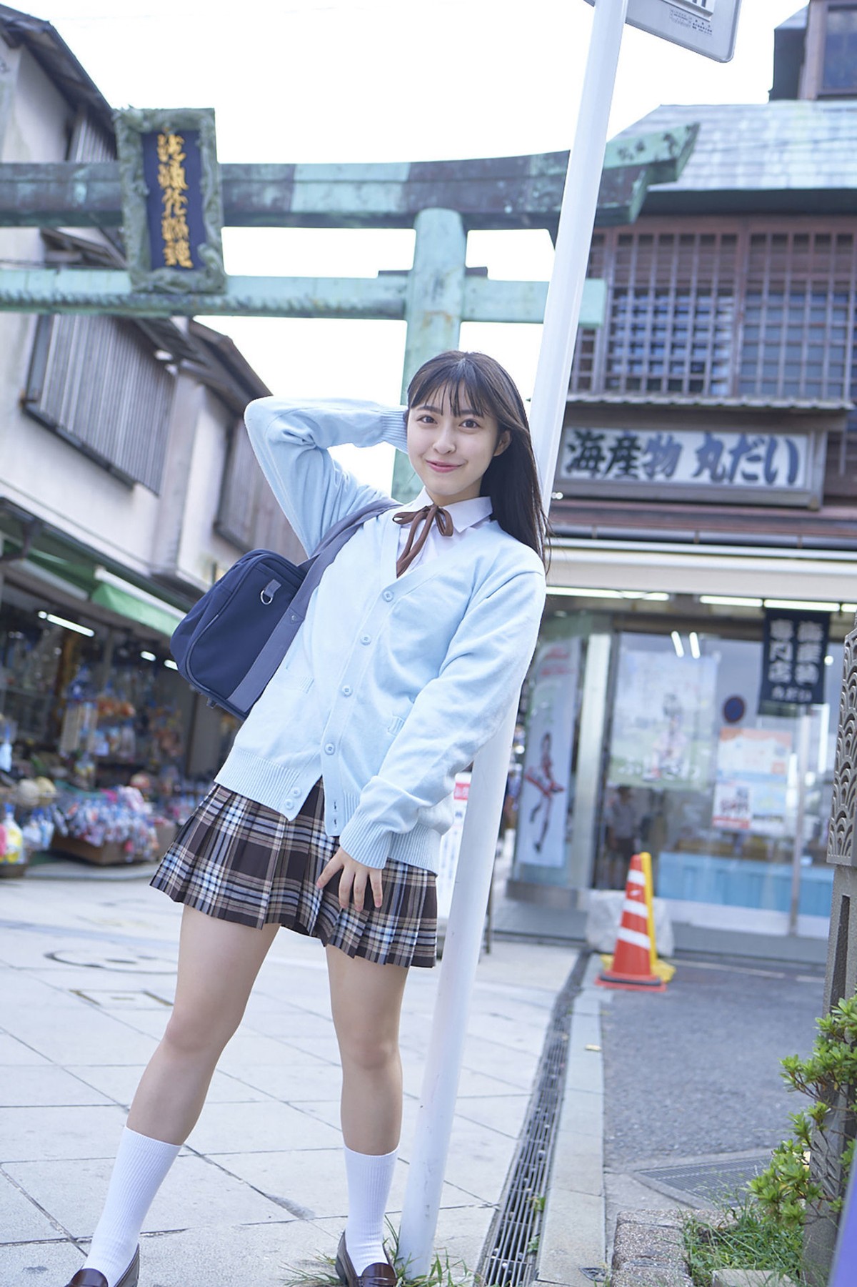 Photobook 2021.05.01 Tsukine Takeuchi 竹内月音 – YM 2021 Issue 1 Unreleased Cut